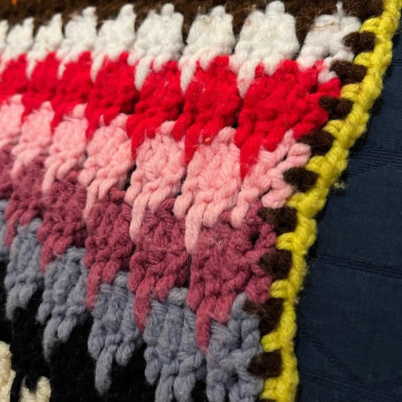 Vintage multicolored afgan. - Picture 2 of 5